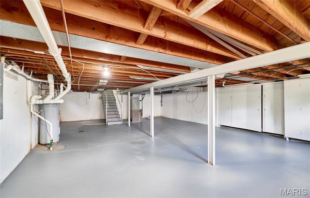 1751 June Drive, St Louis, MO 63138