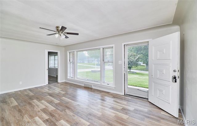 1751 June Drive, St Louis, MO 63138