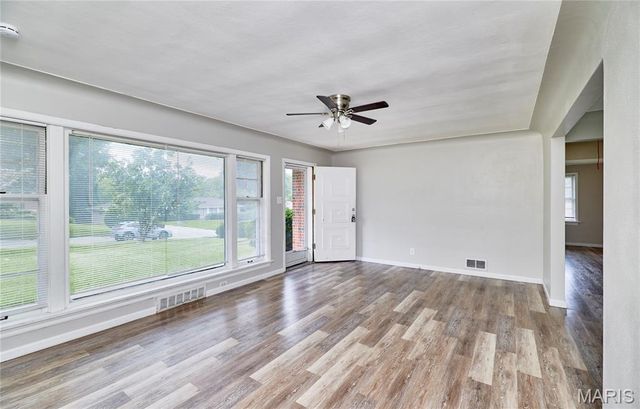 1751 June Drive, St Louis, MO 63138
