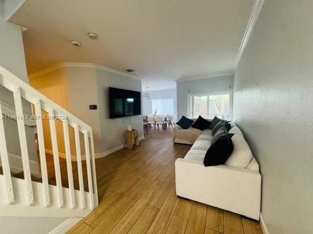 10919 NW 67th Ter, Doral, FL 33178