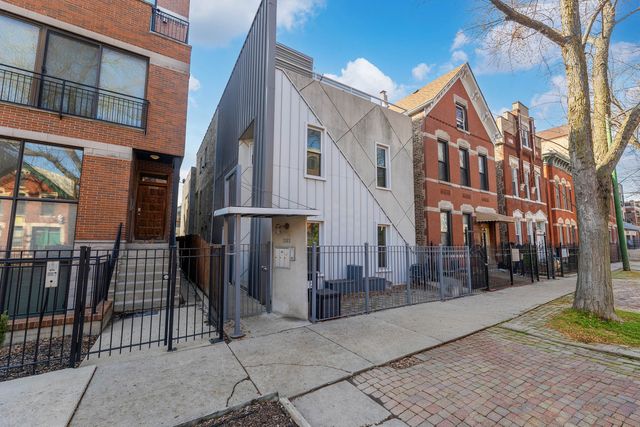 1060 N Hermitage Avenue 3, Chicago, IL 60622