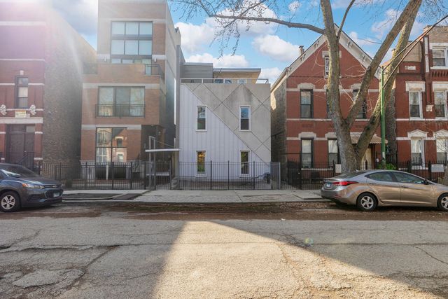 1060 N Hermitage Avenue 3, Chicago, IL 60622