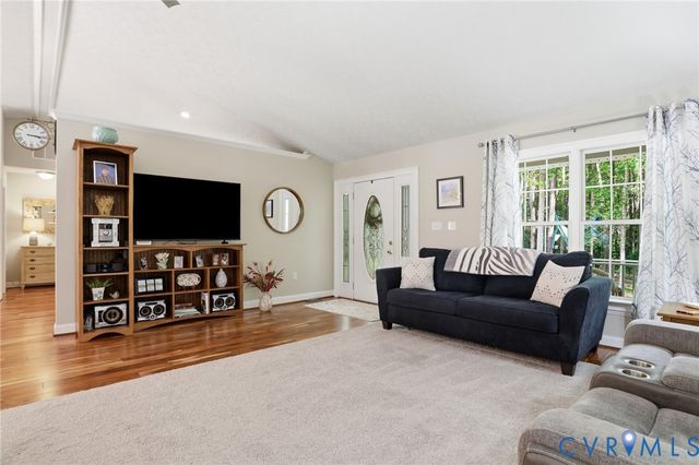 17690 Templeton Rd, Disputanta, VA 23842