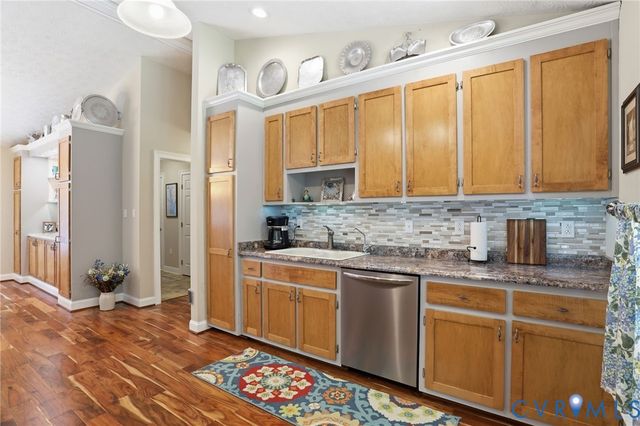 17690 Templeton Rd, Disputanta, VA 23842