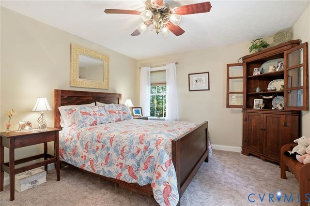 17690 Templeton Rd, Disputanta, VA 23842