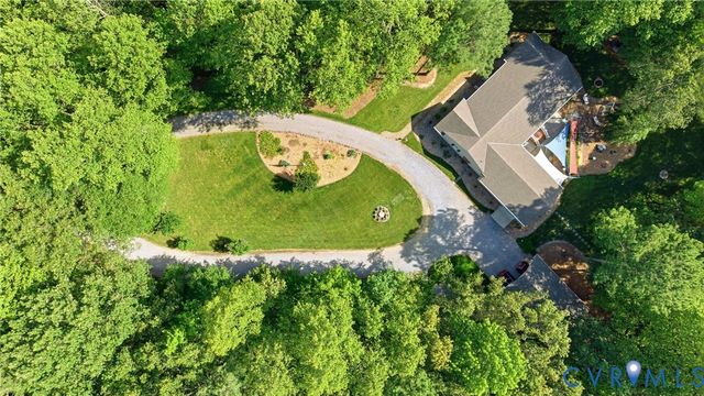 17690 Templeton Rd, Disputanta, VA 23842