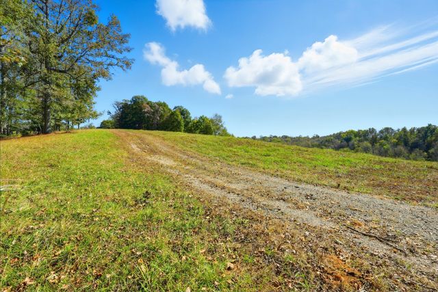 180 Tatum Rd, Pulaski, TN 38478