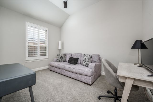 805 Haverford Lane, Lantana, TX 76226