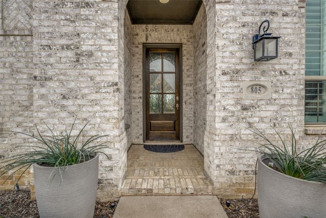 805 Haverford Lane, Lantana, TX 76226