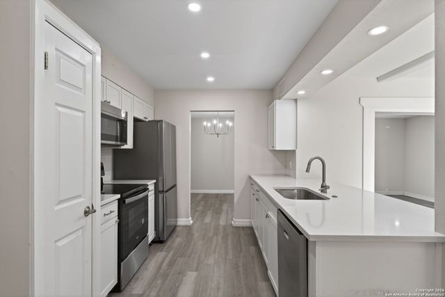 1013 North Blvd, Universal City, TX 78148