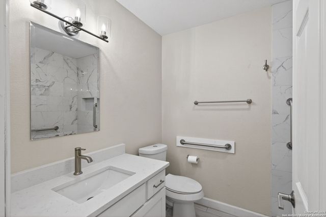 1013 North Blvd, Universal City, TX 78148