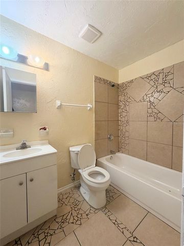 5425 KAREN COURT, Orlando, FL 32811