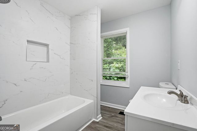 467 Park Valley Drive NW, Atlanta, GA 30318