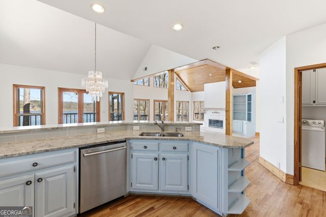 3120 Lake Ranch Circle, Gainesville, GA 30506