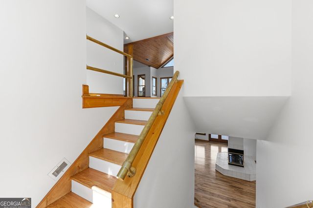 3120 Lake Ranch Circle, Gainesville, GA 30506