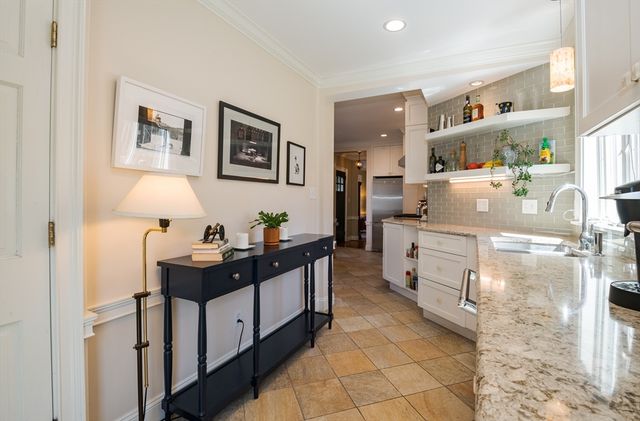 11 Williams St 1, Salem, MA 01970