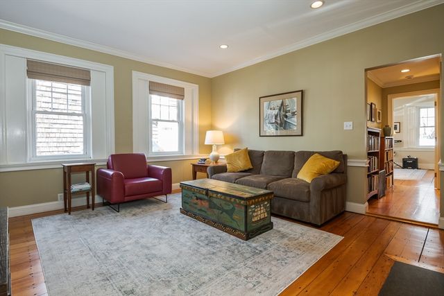 11 Williams St 1, Salem, MA 01970