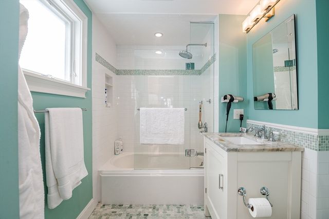 11 Williams St 1, Salem, MA 01970