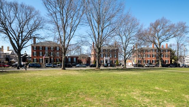 11 Williams St 1, Salem, MA 01970