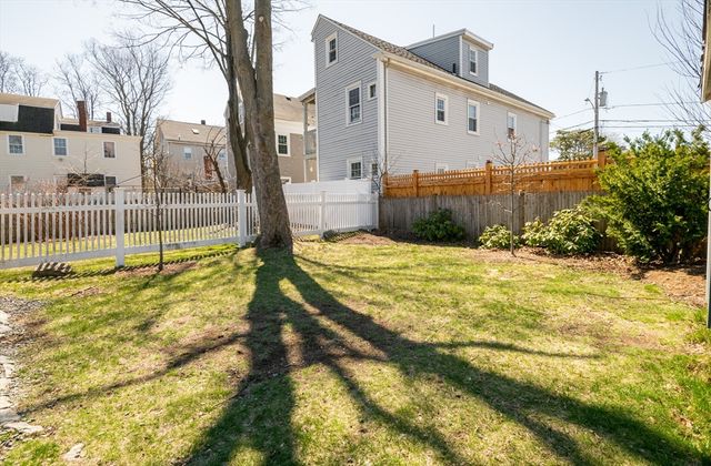 11 Williams St 1, Salem, MA 01970