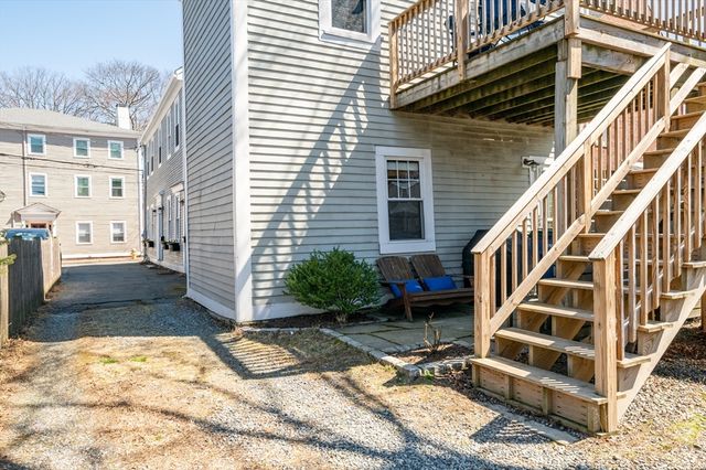 11 Williams St 1, Salem, MA 01970