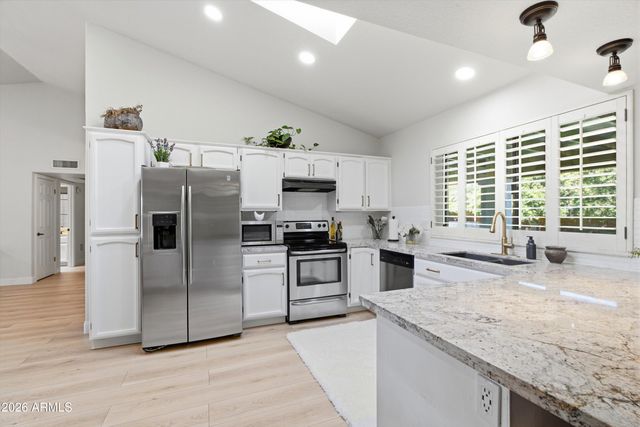 8612 W VIA MONTOYA Drive, Peoria, AZ 85383
