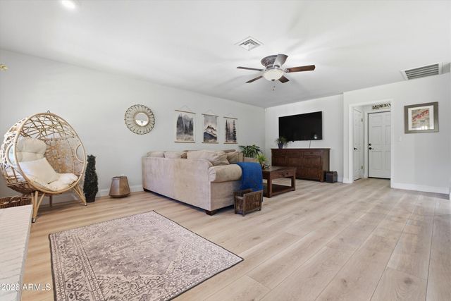 8612 W VIA MONTOYA Drive, Peoria, AZ 85383