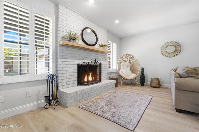 8612 W VIA MONTOYA Drive, Peoria, AZ 85383