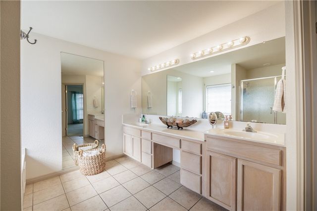 6152 Saint Denis St, Corpus Christi, TX 78414