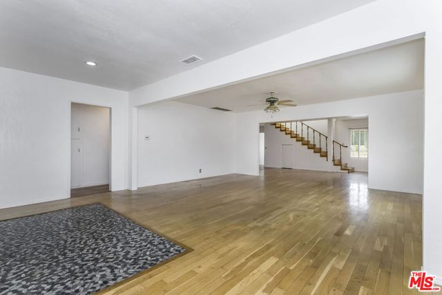 10741 Stagg Street, Sun Valley, CA 91352