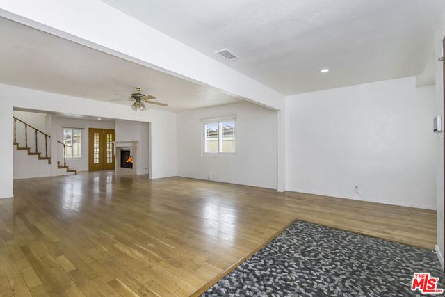 10741 Stagg Street, Sun Valley, CA 91352