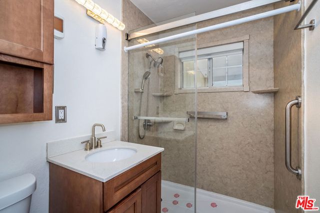10741 Stagg Street, Sun Valley, CA 91352