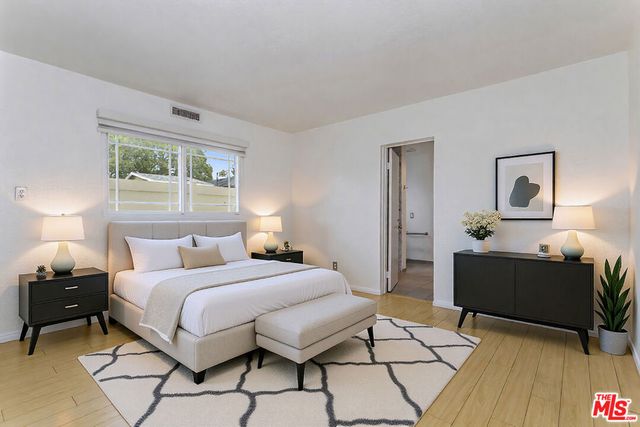 10741 Stagg Street, Sun Valley, CA 91352