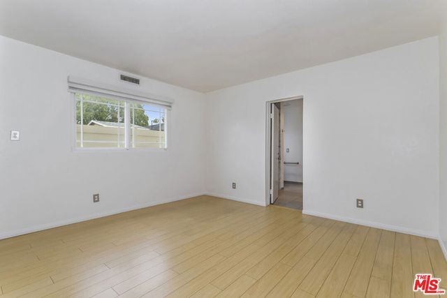 10741 Stagg Street, Sun Valley, CA 91352
