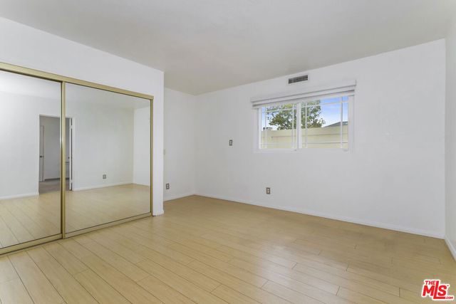 10741 Stagg Street, Sun Valley, CA 91352