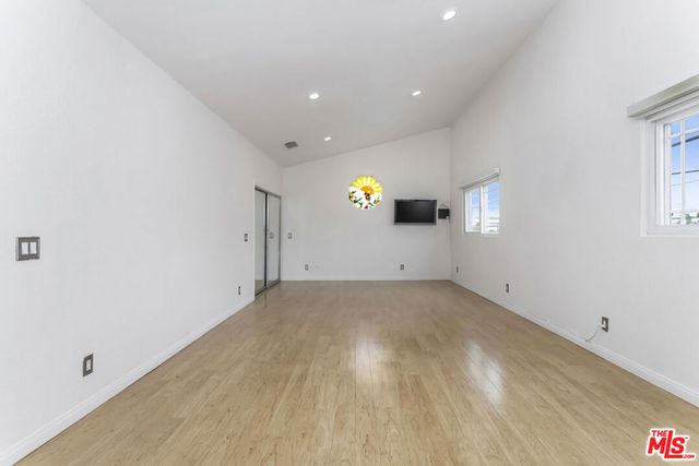 10741 Stagg Street, Sun Valley, CA 91352