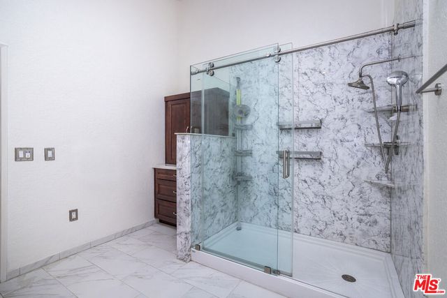 10741 Stagg Street, Sun Valley, CA 91352