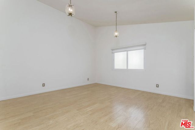10741 Stagg Street, Sun Valley, CA 91352