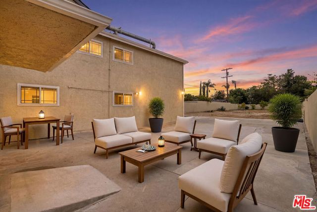 10741 Stagg Street, Sun Valley, CA 91352