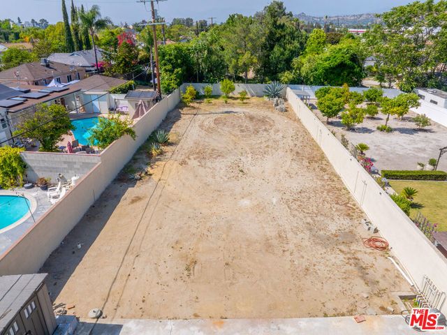10741 Stagg Street, Sun Valley, CA 91352