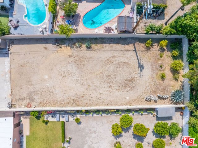 10741 Stagg Street, Sun Valley, CA 91352