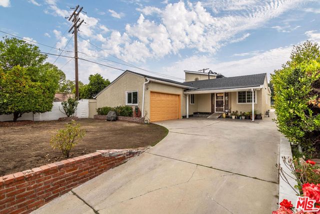 10741 Stagg Street, Sun Valley, CA 91352