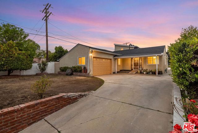 10741 Stagg Street, Sun Valley, CA 91352