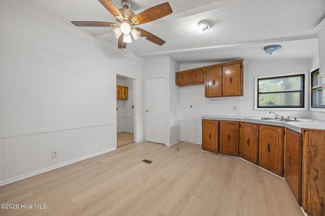 2211 Beechnut Drive, Kinston, NC 28504