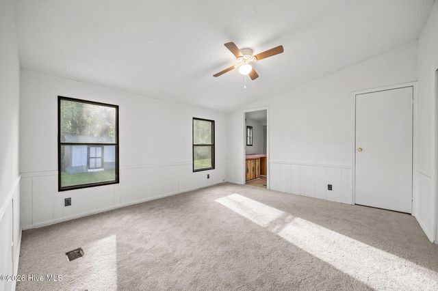 2211 Beechnut Drive, Kinston, NC 28504