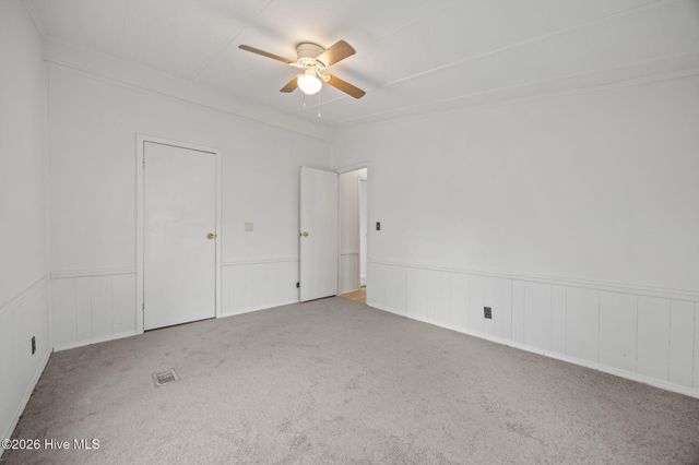 2211 Beechnut Drive, Kinston, NC 28504