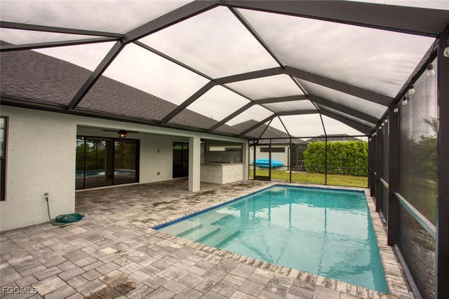 2733 SW 11th AVE, Cape Coral, FL 33914
