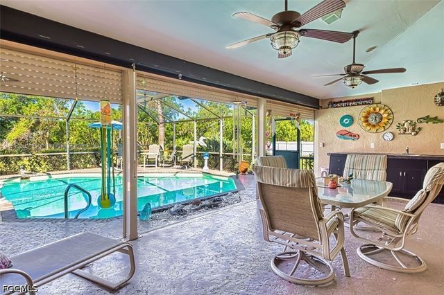 20612 Charing Cross CIR, Estero, FL 33928