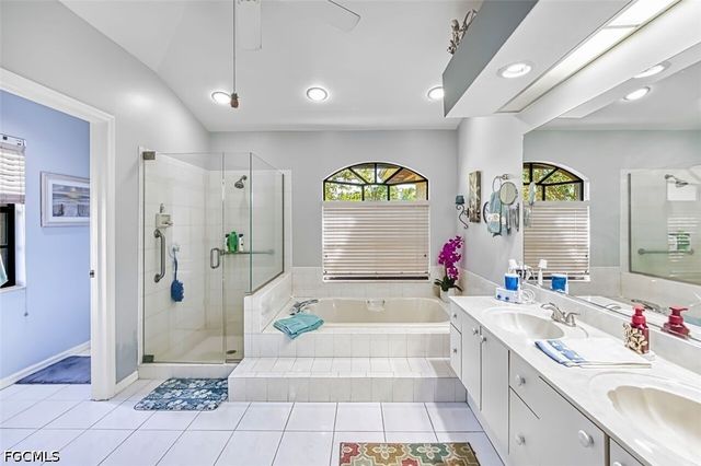 20612 Charing Cross CIR, Estero, FL 33928