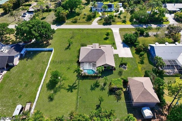 20612 Charing Cross CIR, Estero, FL 33928